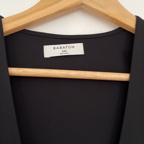 Aritzia Babaton Sz XXS Theo Midi Black Wrap Dress - Picture 5 of 12